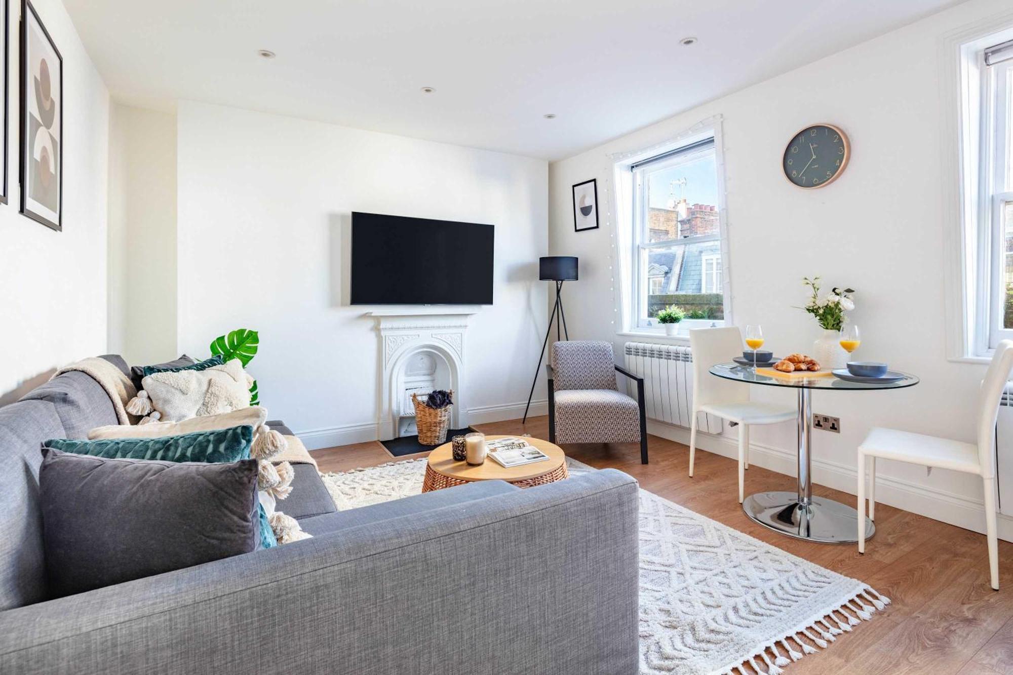 Bnbnova - Fitzrovia With Balcony Near Oxford Circus Apartment